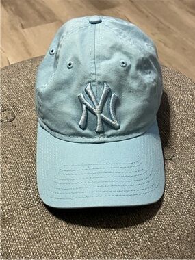 New York Yankees baseball hat